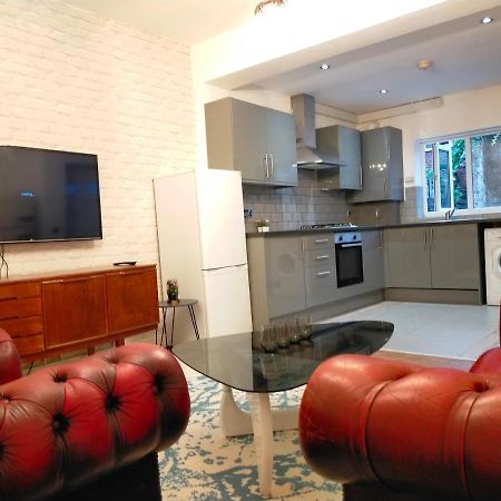 שפילד 4 Bed Entire House - Heart Of The City - Near Sufc מראה חיצוני תמונה